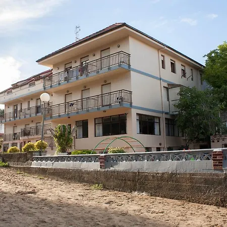 Hotel Villa Isla Plana